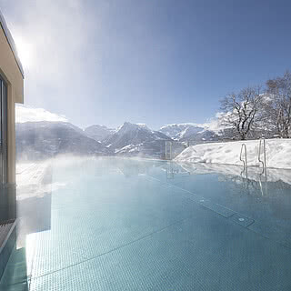 Wellnesshotel Vorarlberg - Skypool | Hotel Fernblick Montafon