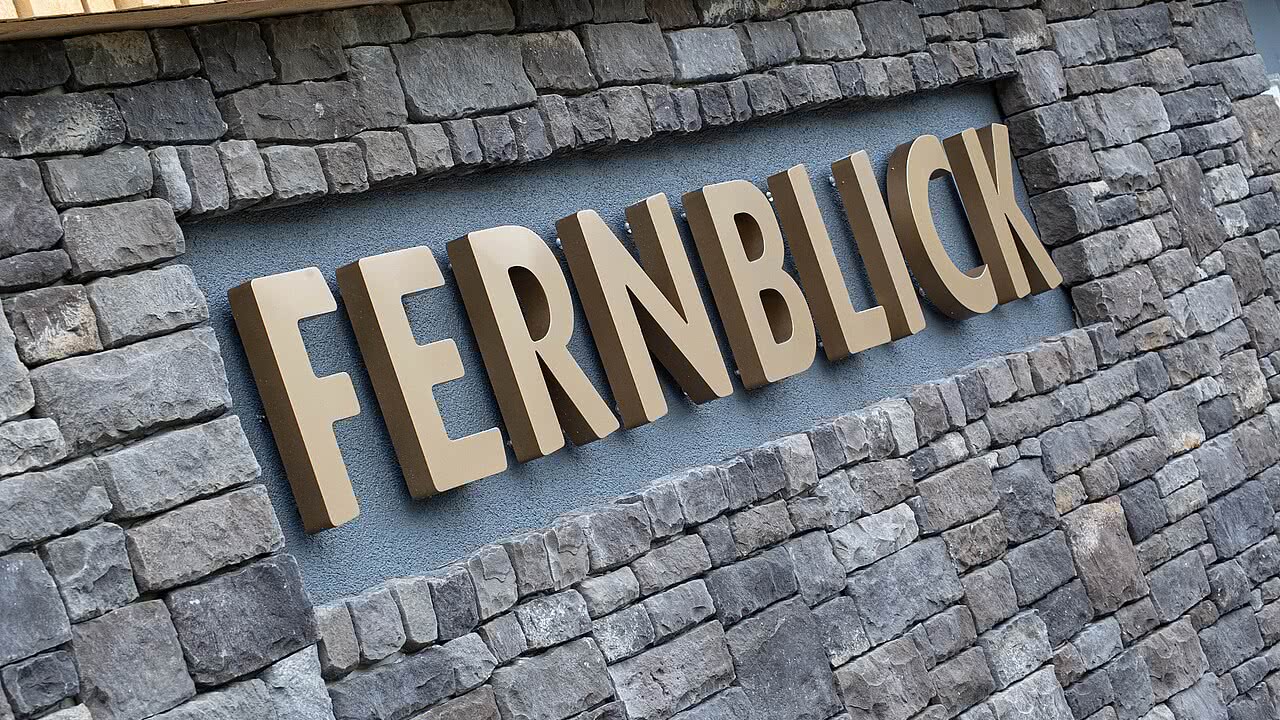 Fernblick Logo Fassade